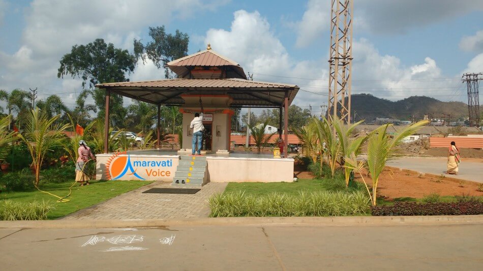 vijayawada bus stand temple