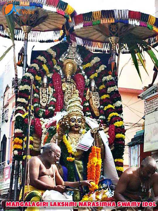 Idol of Lakshmi Narasimha Swamy, Mangalagiri